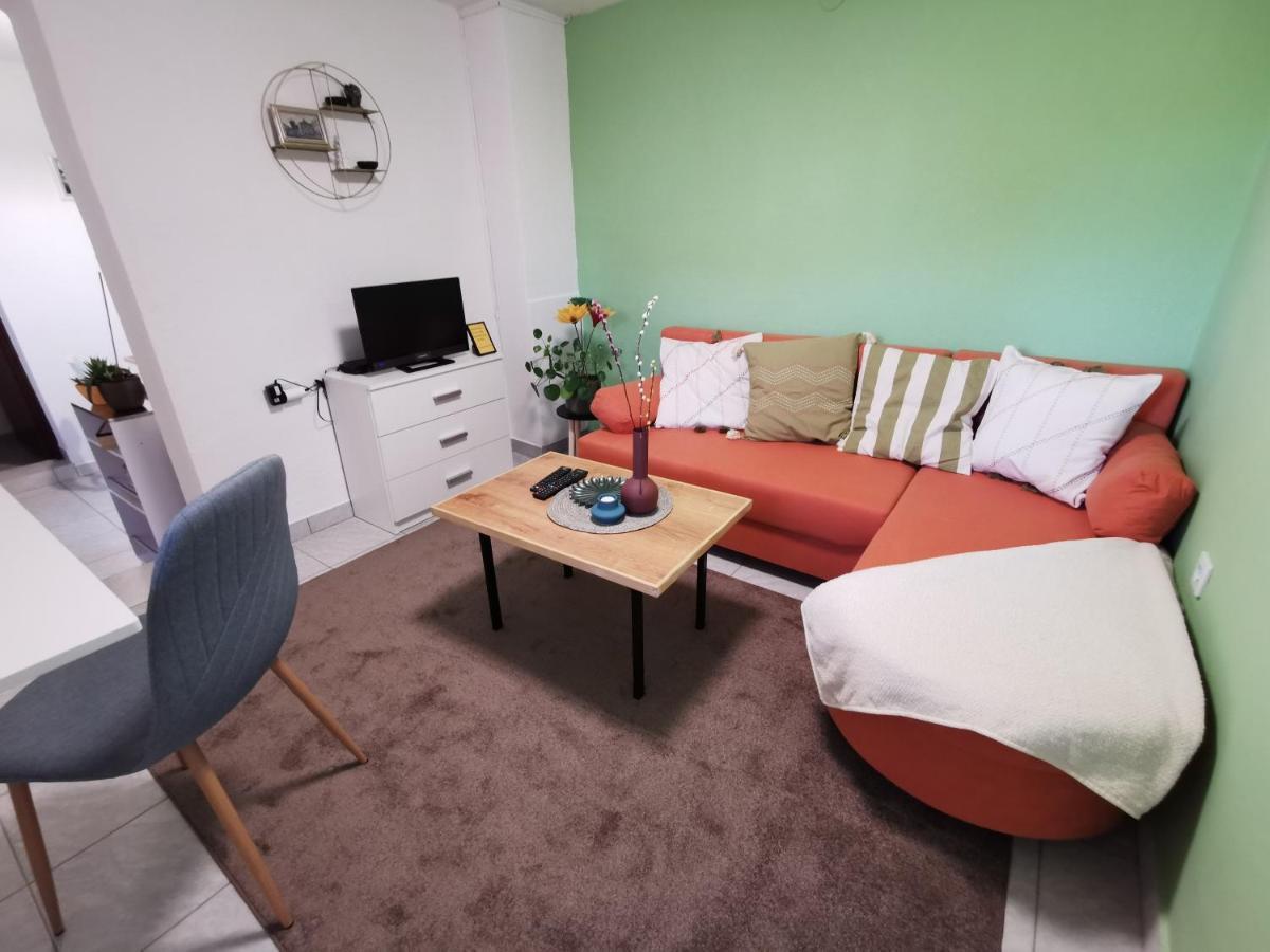 Studio Apartman Krosna Perusic エクステリア 写真